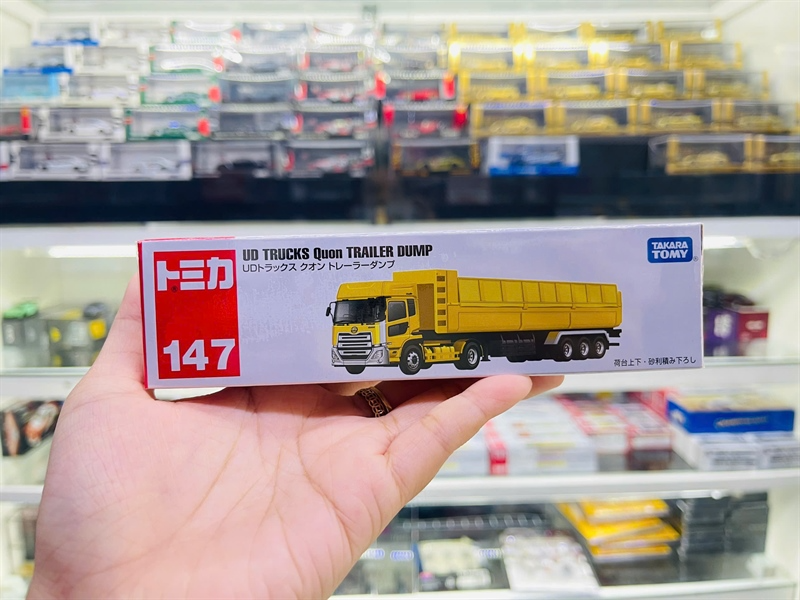  Mô hình xe UD Trucks Quon Trailer Dump tỉ lệ 1:64 Tomica 175667 