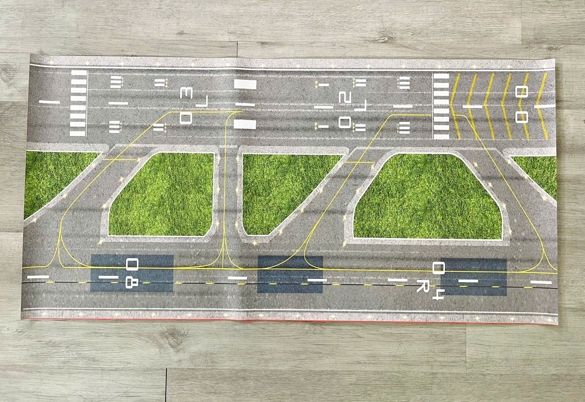  Phụ kiện trưng bày đường băng chất liệu in pp cán mờ chống nước bụi bẩn kt 120x60cm cho máy baymô hình nhiều tỉ lệ DR014 