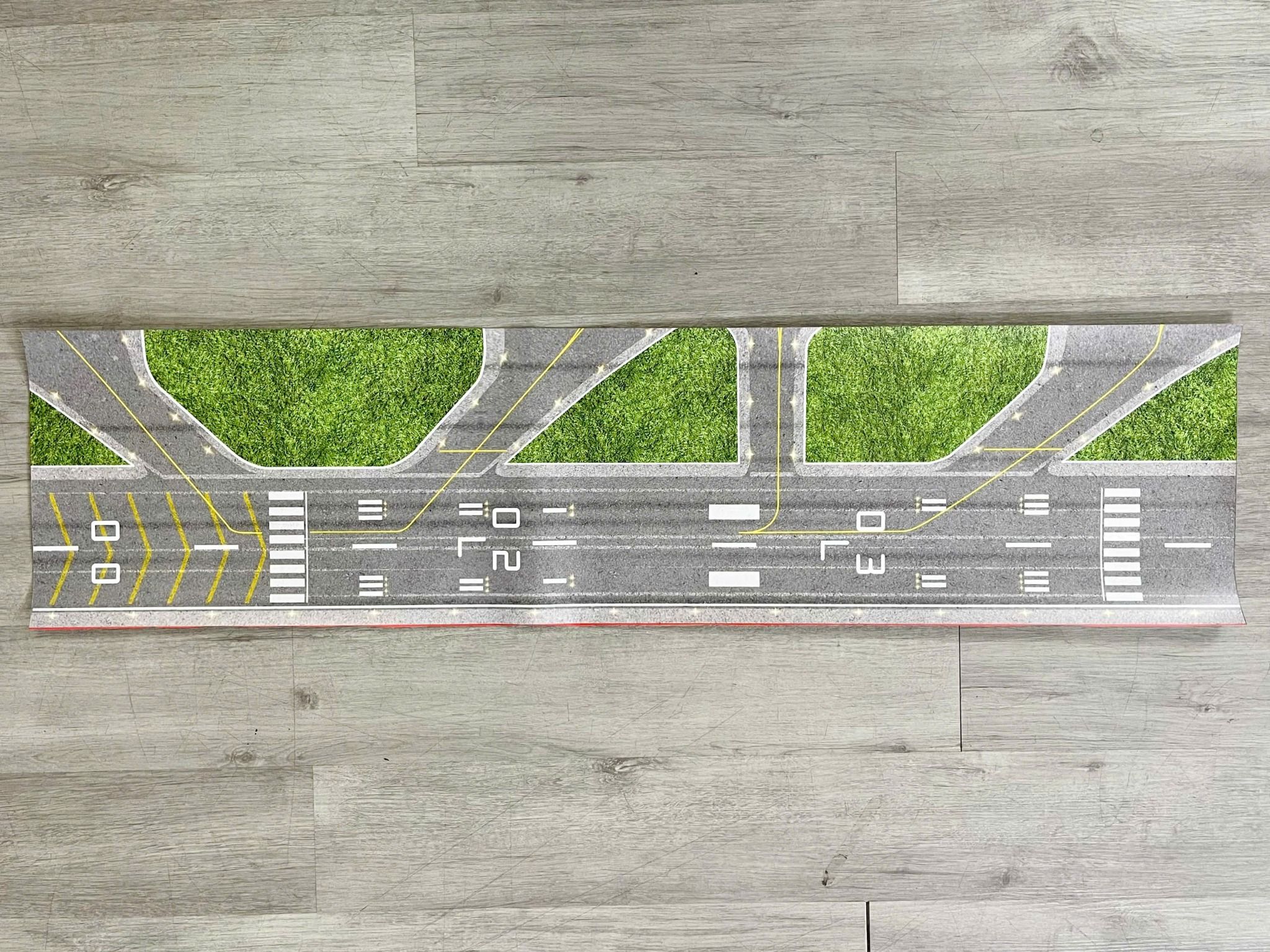  Phụ kiện trưng bày đường băng chất liệu in pp cán mờ chống nước bụi bẩn kt 120x30cm cho máy bay mô hình nhiều tỉ lệ DR014 