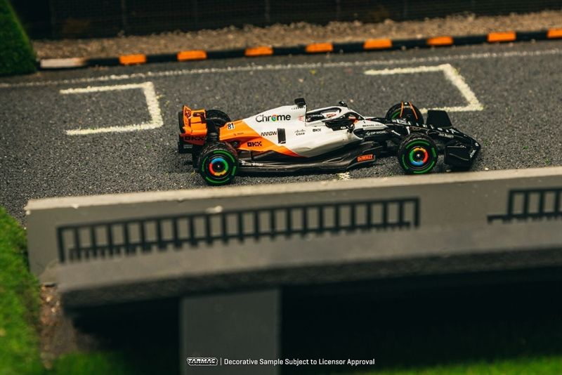  Mô hình xe McLaren MCL60 Monaco Grand Prix 2023 Oscar Piastri (Collaboration with IXO models) tỉ lệ 1:64 Tarmac Works T64G-F070-OP1 