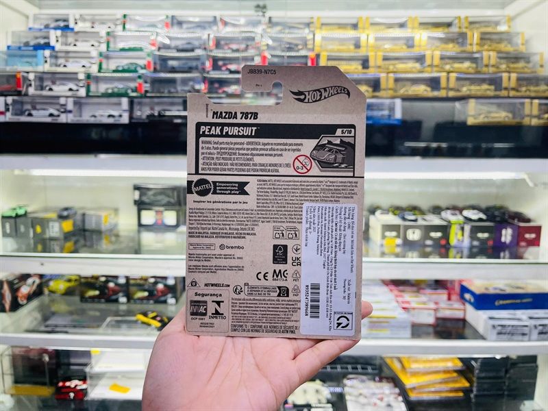  Mô hình xe Mazda 787B Hotwheels kim loại có bản quyền chính hãng tỉ lệ 1:64 C4982-MA 