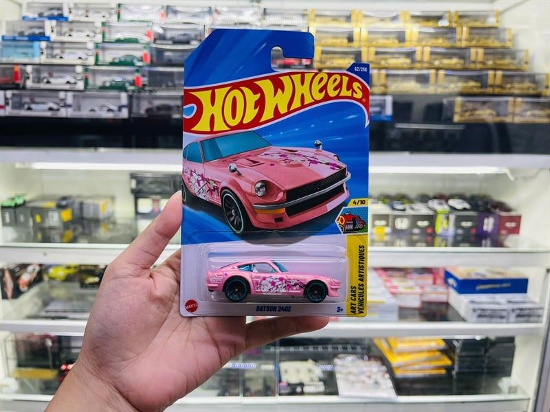  Mô hình xe Nissan Datsun 240Z Hotwheels kim loại có bản quyền chính hãng tỉ lệ 1:64 C4982-NI 