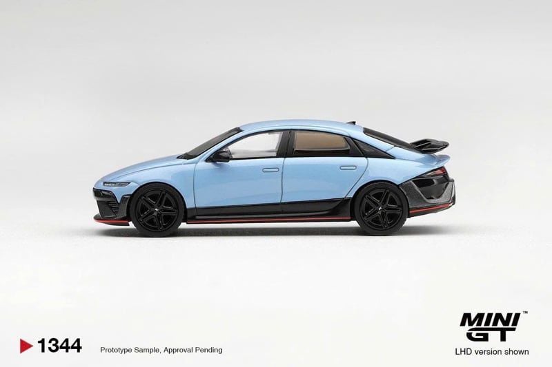 Mô hình xe Hyundai Ioniq 6 N Performance Blue Pearl tỉ lệ 1:64 MiniGT MGT01344 