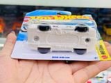  Mô hình xe BMW 635 CSI Hot Wheels kim loại có bản quyền chính hãng tỉ lệ 1:64 C4982-BM 