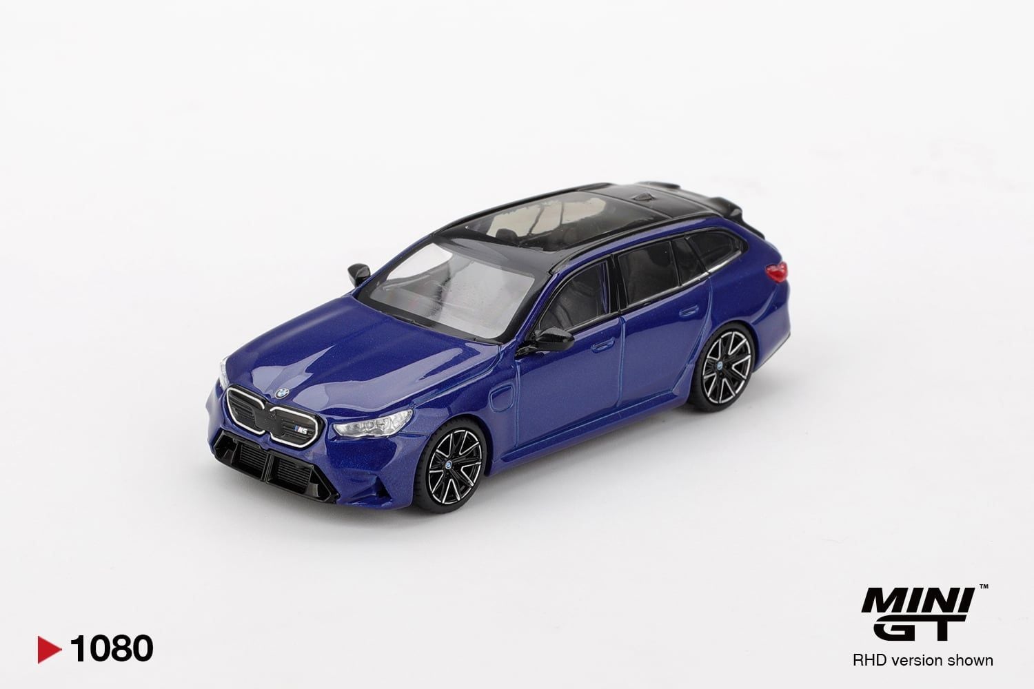  Mô hình xe BMW M5 Touring (G99) Marina Bay Blue Metallic bản card tỉ lệ 1:64 MiniGT MGT01080-BL HAVE CHASE 