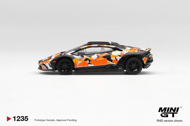  Mô hình xe Lamborghini Huracán Sterrato All Terrarin TERRA tỉ lệ 1:64 MiniGT MGT01235 