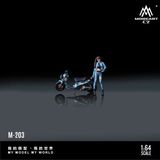  Mô hình nhân vật figure và xe Zuma Blue Rabu-Rabu Motorcycle resin tỉ lệ 1:64 MoreArt MO222203 