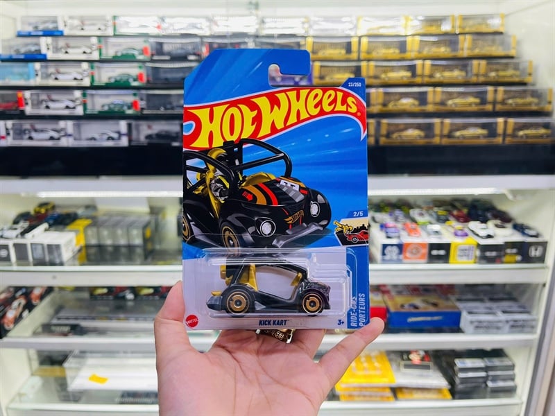  Mô hình xe tải Kick Kart Fantasy Hotwheels kim loại có bản quyền chính hãng tỉ lệ 1:64 C4982-FA 