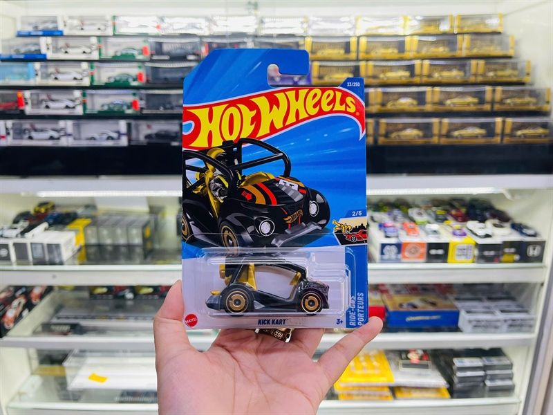  Mô hình xe tải Kick Kart Fantasy Hotwheels kim loại có bản quyền chính hãng tỉ lệ 1:64 C4982-FA 