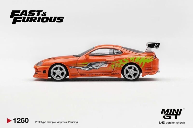  Mô hình xe Toyota Supra BOMEX “The Fast and the Furious” Brian O’Conner tỉ lệ 1:64 MiniGT bản card MGT01250-BL 
