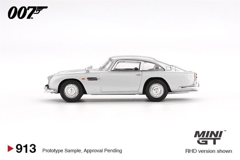  Mô hình xe ô tô Aston Martin DB5 “Skyfall” Packaging (NO CHASE CAR) bản card tỉ lệ 1:64 MiniGT MGT00913-007 