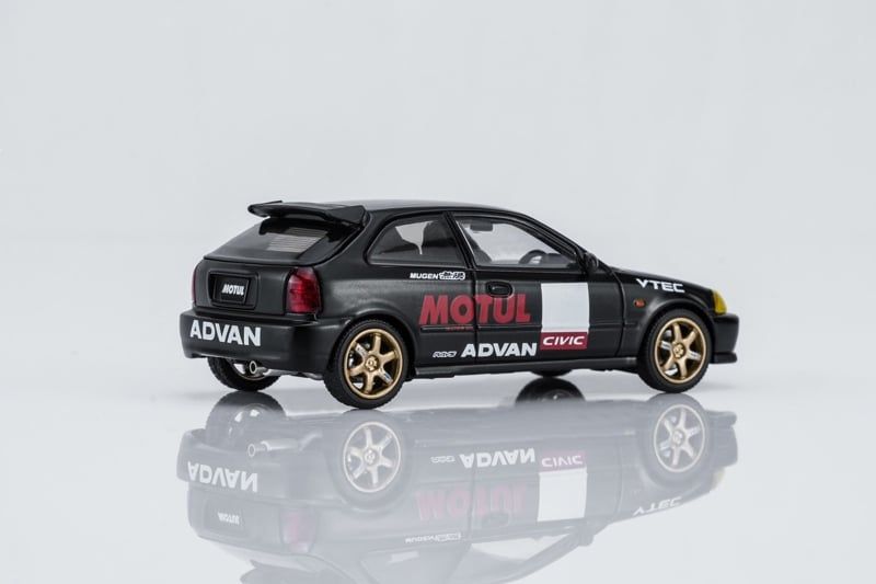  Mô hình xe Honda Civic Type R (EK9) No Good Racing Motul tỉ lệ 1:64 Motorhelix M65024 