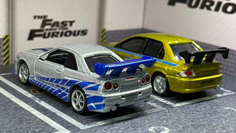  Set 2 mô hình xe Fast & Furious tỉ lệ 1:64 Tomica Unlimited Premium PRM 79811 