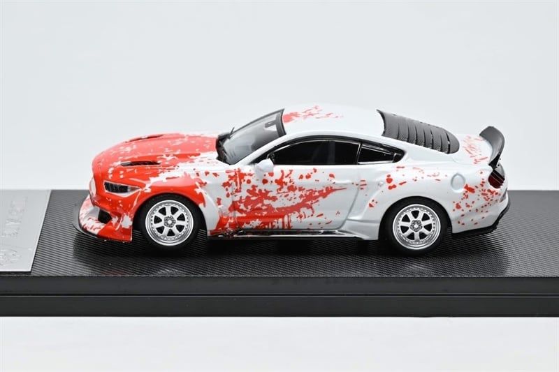  Mô hình xe Ford Mustang Clinched Wildbody tỉ lệ 1:64 Liberty64 OT64765 