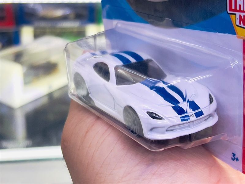  Mô hình xe Dodge Viper SRT 2013 Hotwheels kim loại có bản quyền chính hãng tỉ lệ 1:64 C4982-DO 