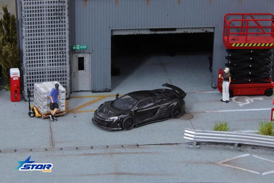  Mô hình xe Mclaren 650S LB works Liberty walk black hộp mica tỉ lệ 1:64 Star model OT644502 