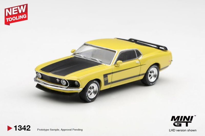  Mô hình xe Ford Mustang Boss 302 1969 Bright Yellow bản card tỉ lệ 1:64 MiniGT MGT01342 