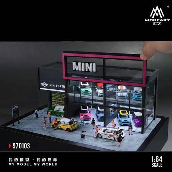  Hộp trưng bày mô phỏng showroom Mini Cooper có tầng - mica - đèn kích thước 33.7cm x23.7cm x 16cm tỉ lệ 1:64 MoreArt MO97103 