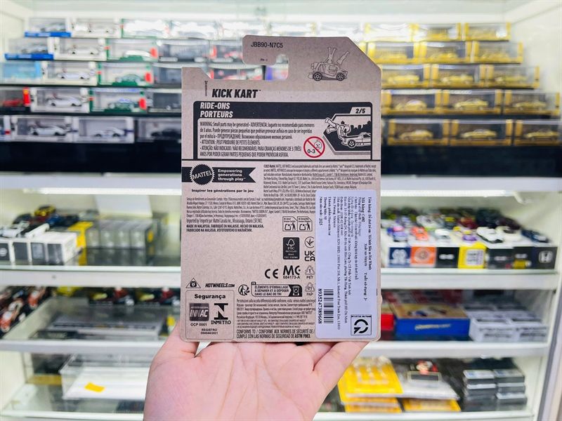  Mô hình xe tải Kick Kart Fantasy Hotwheels kim loại có bản quyền chính hãng tỉ lệ 1:64 C4982-FA 