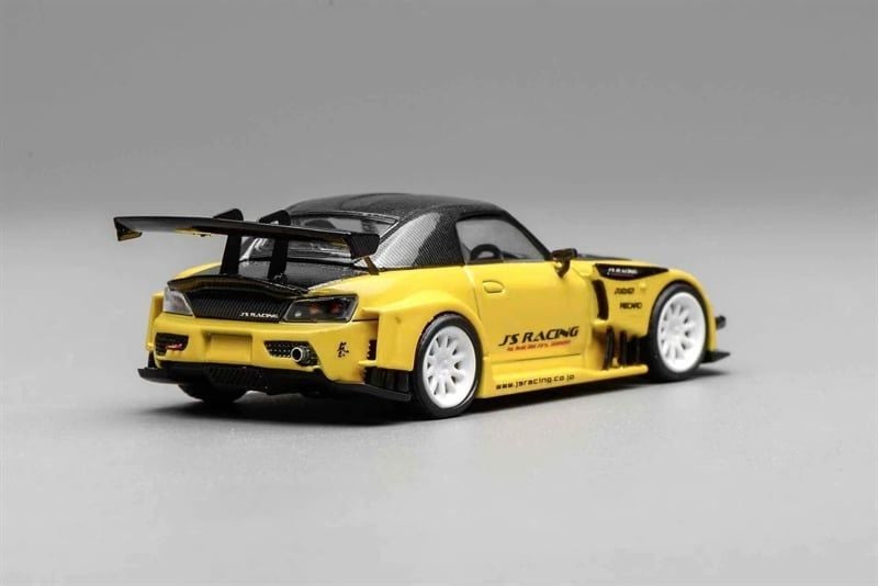  Mô hình xe Honda S2000 J'S Racing New Indy Yellow Pearl tỉ lệ 1:64 Motorhelix M65146 