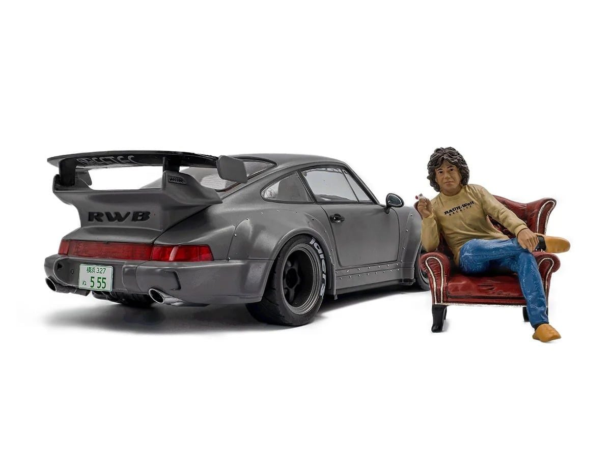  Mô hình xe RWB Body Kit Nardo Grey With 1/18 Akira Nakai Figure tỉ lệ 1:18 Solido x American Diorama S1807517 