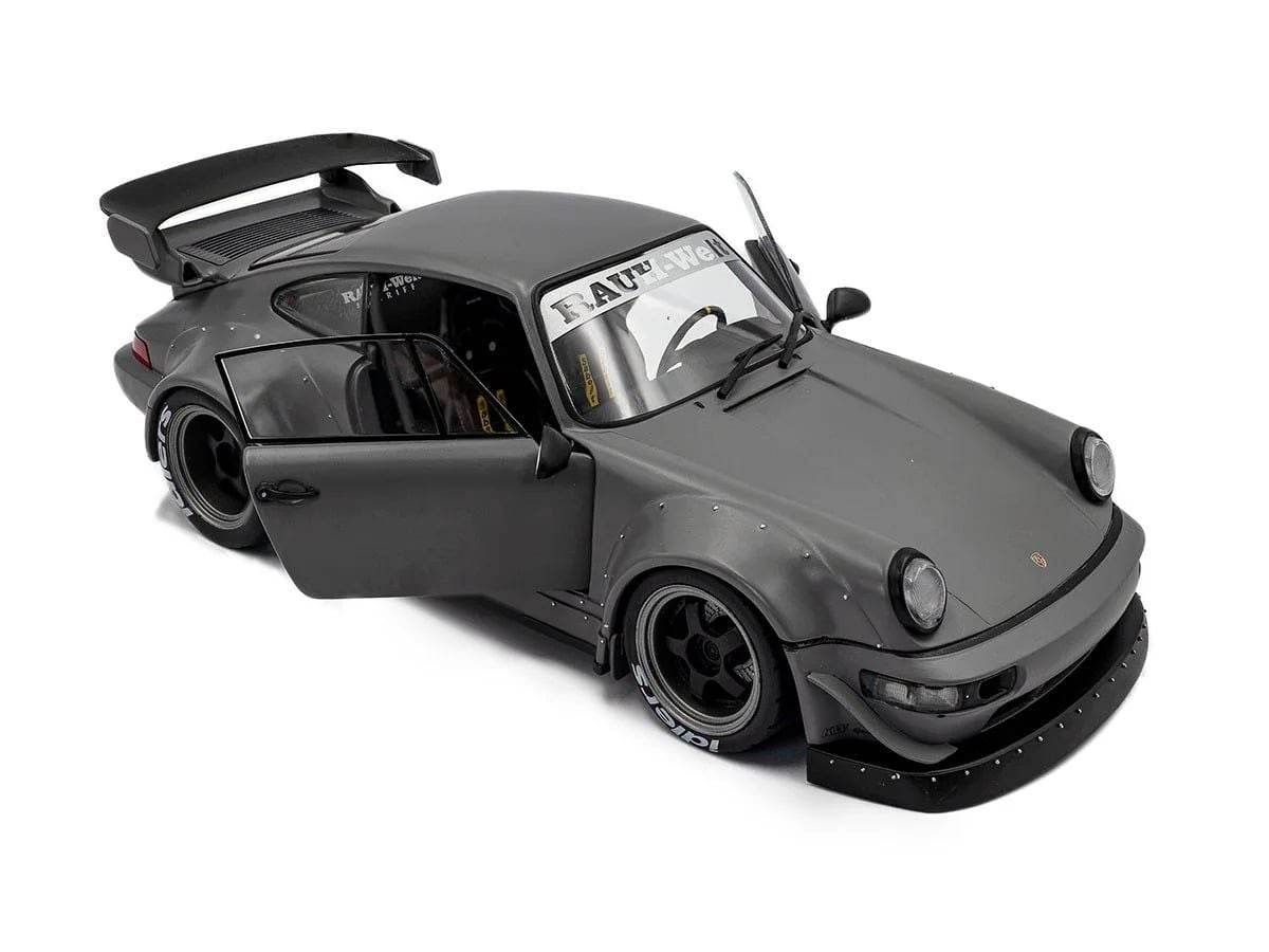  Mô hình xe RWB Body Kit Nardo Grey With 1/18 Akira Nakai Figure tỉ lệ 1:18 Solido x American Diorama S1807517 