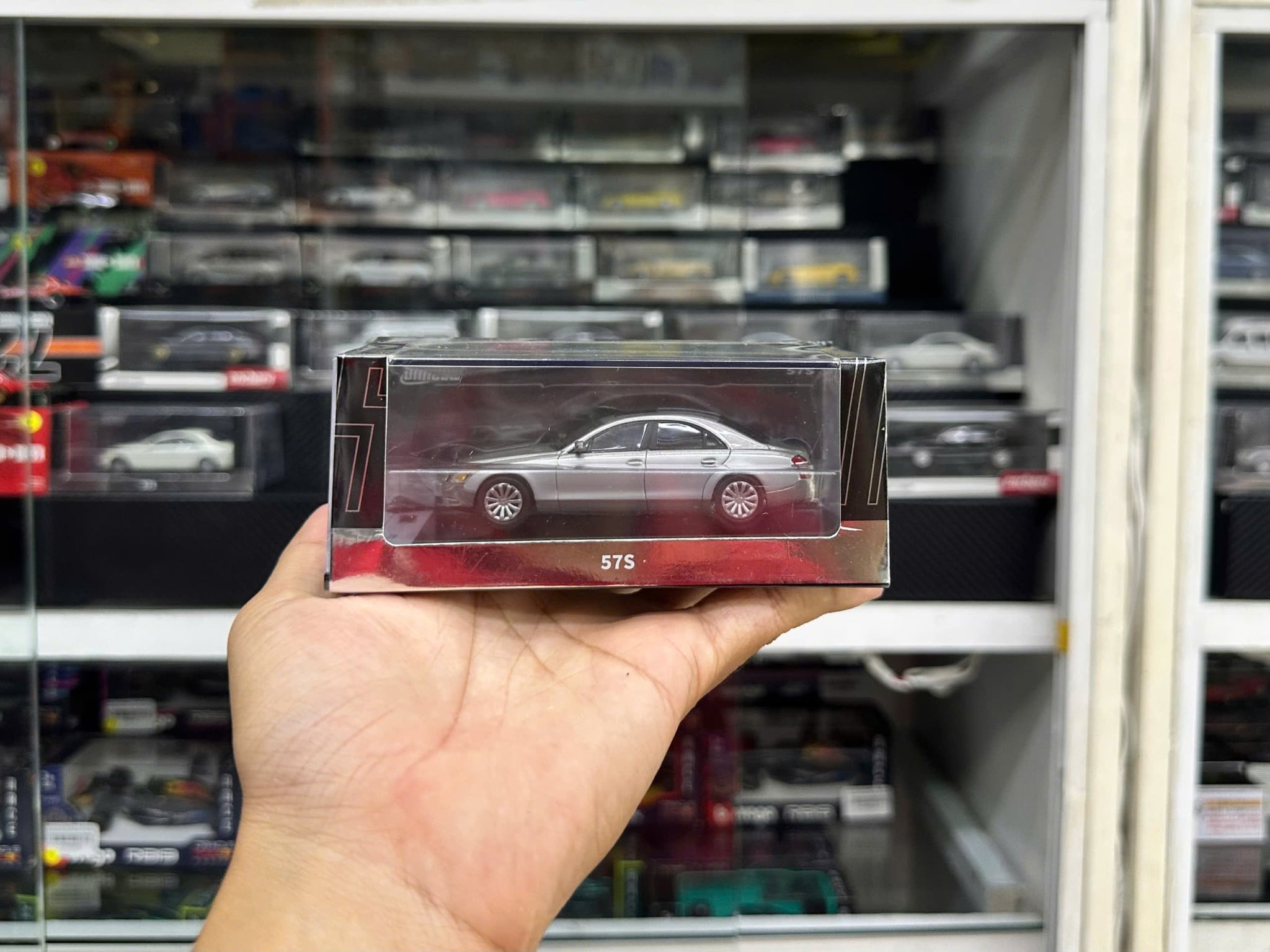  Mô hình xe Maybach 57S Silver tỉ lệ 1:64 Shadow LL-023-94 