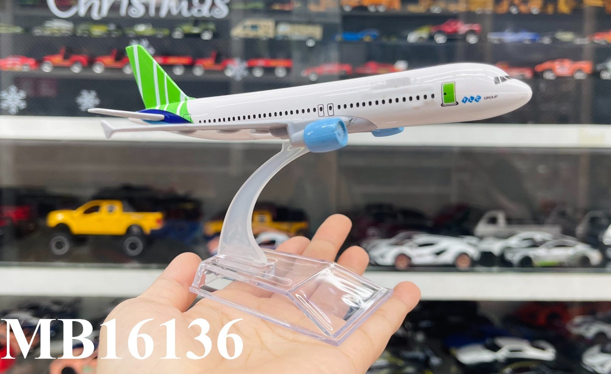  Mô hình máy bay VN Bamboo Airbus A320 16cm MB16136 