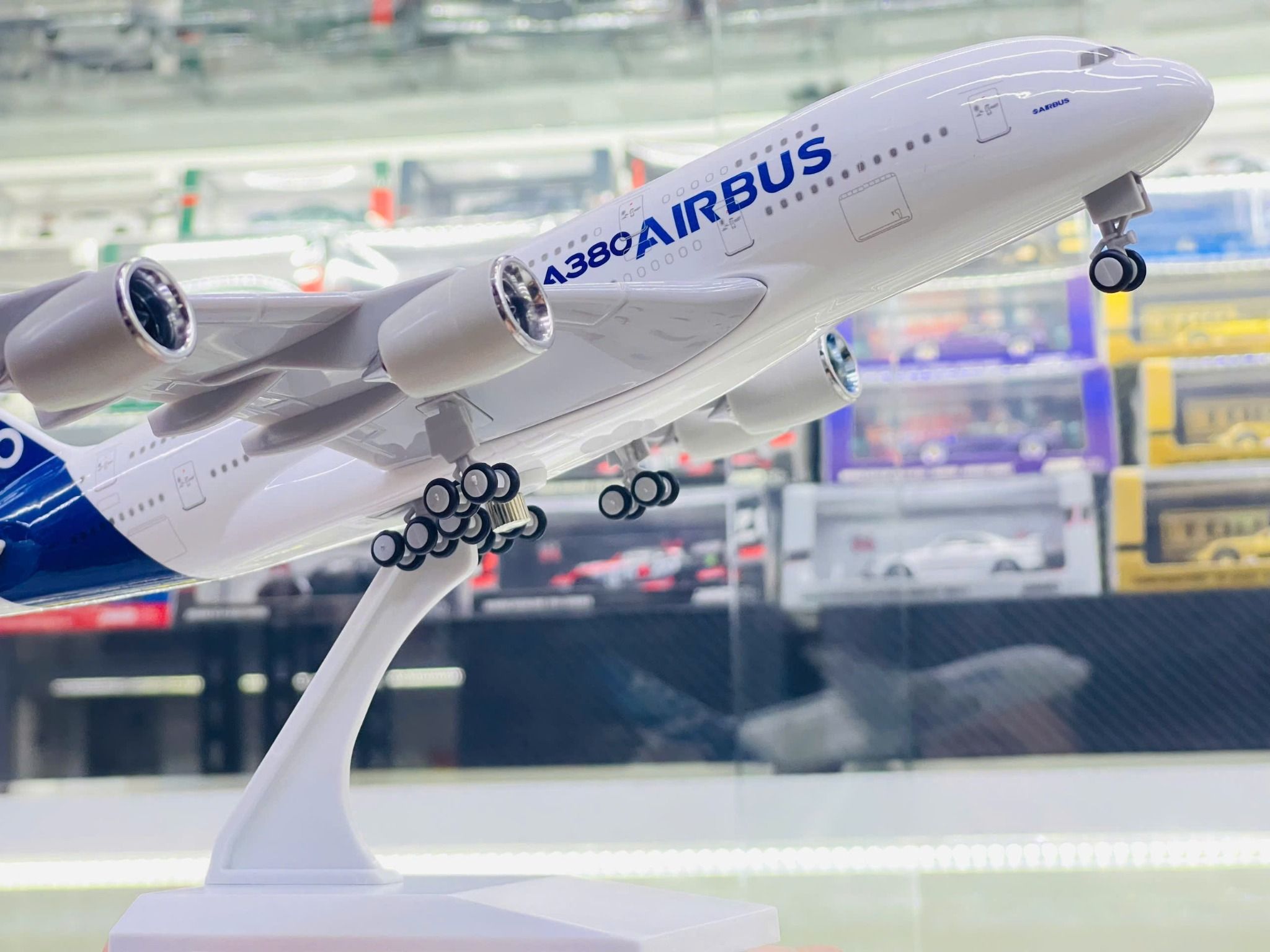  Mô hình máy bay Original Airbus A380 30cm MB30003 