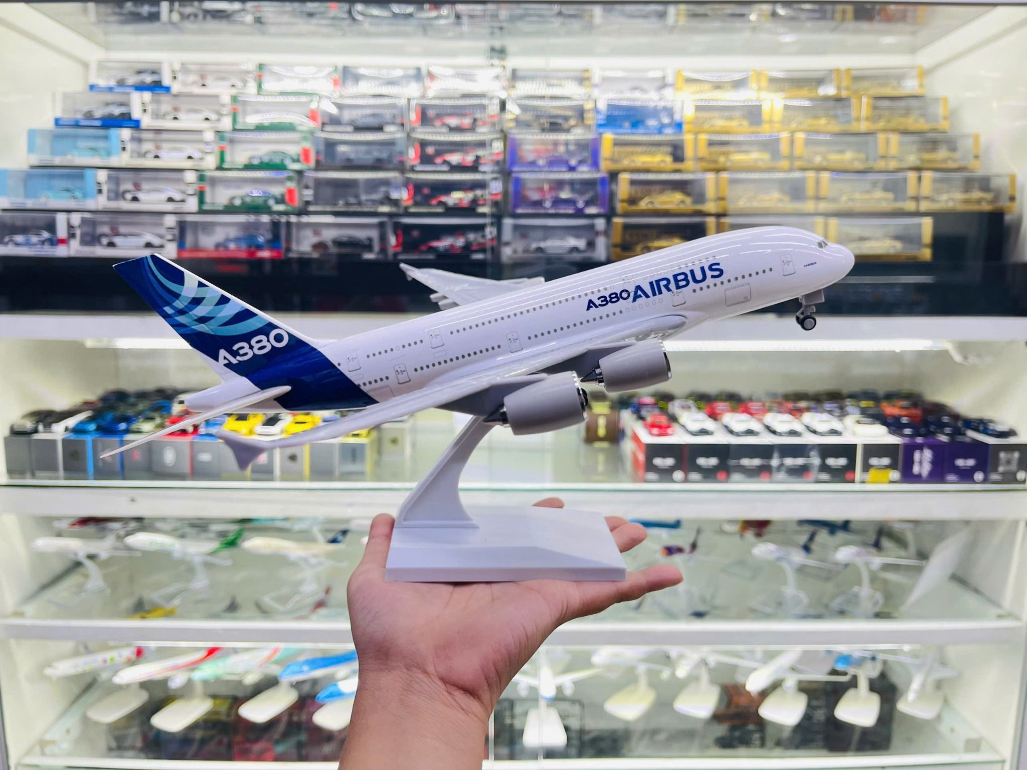  Mô hình máy bay Original Airbus A380 30cm MB30003 