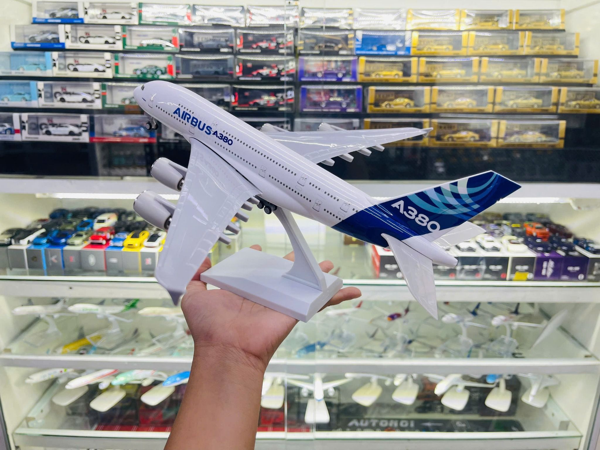  Mô hình máy bay Original Airbus A380 30cm MB30003 