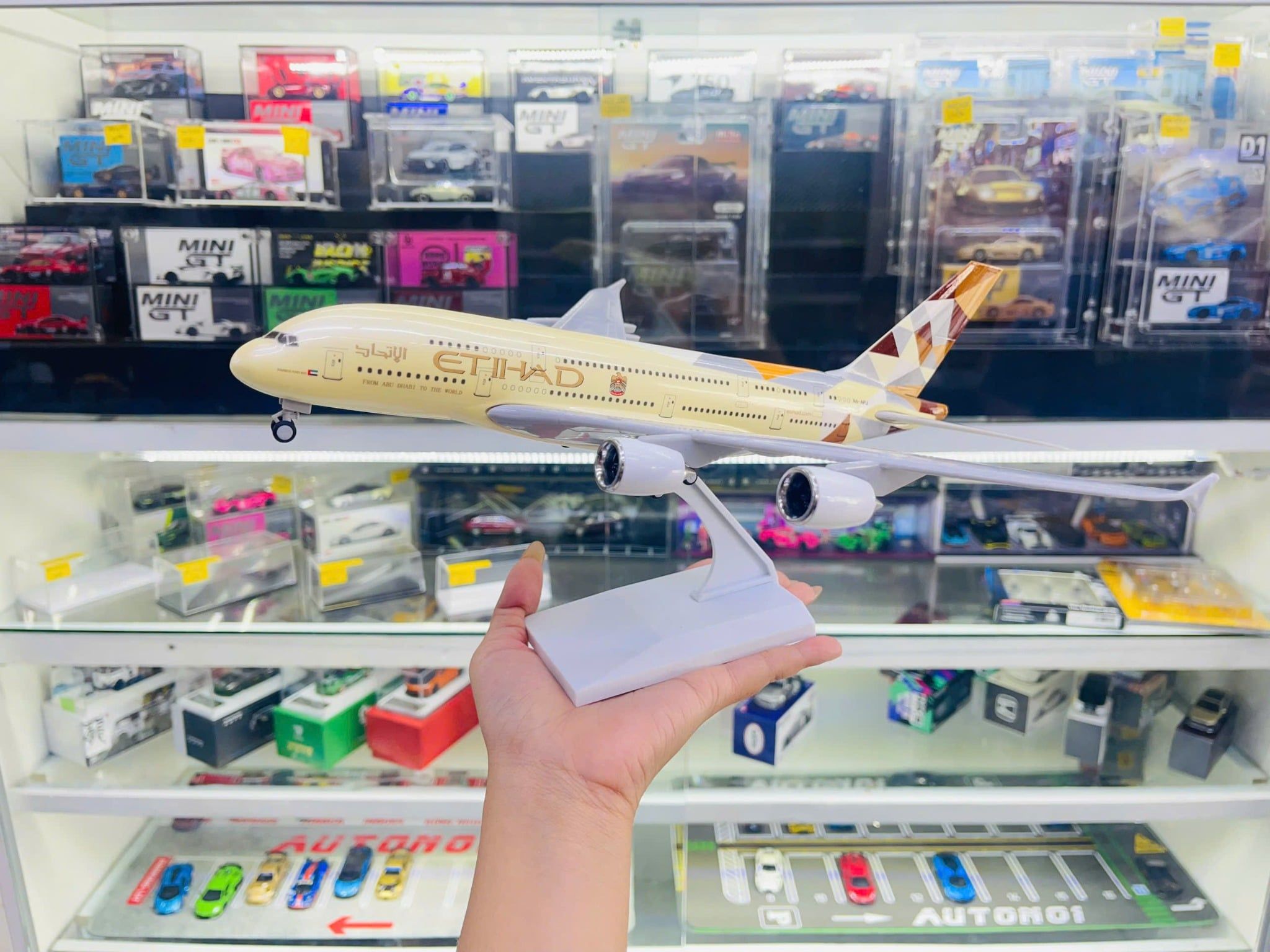  Mô hình máy bay Jason Tutu Etihad Airbus A380 Ả Rập 30cm MB30012 