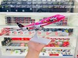  Mô hình máy bay Mickey JAL B747 có bánh xe - kích thước 30cm MB30052 