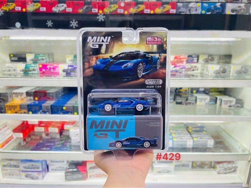  Mô hình xe Ford GT MK II Ford Performance bản card tỉ lệ 1:64 MiniGT MGT00429 