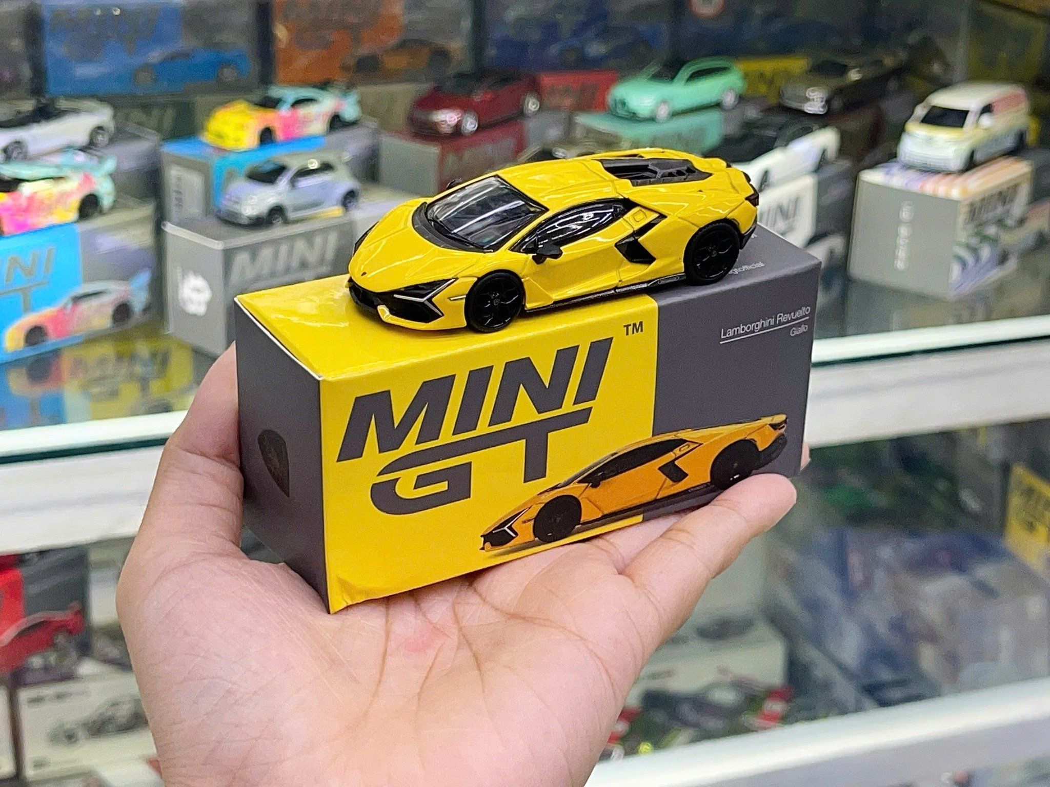  [Hàng Loose] Mô hình xe Lamborghini Revuelto Giallo loose tỉ lệ 1:64 MiniGT MGT00886 