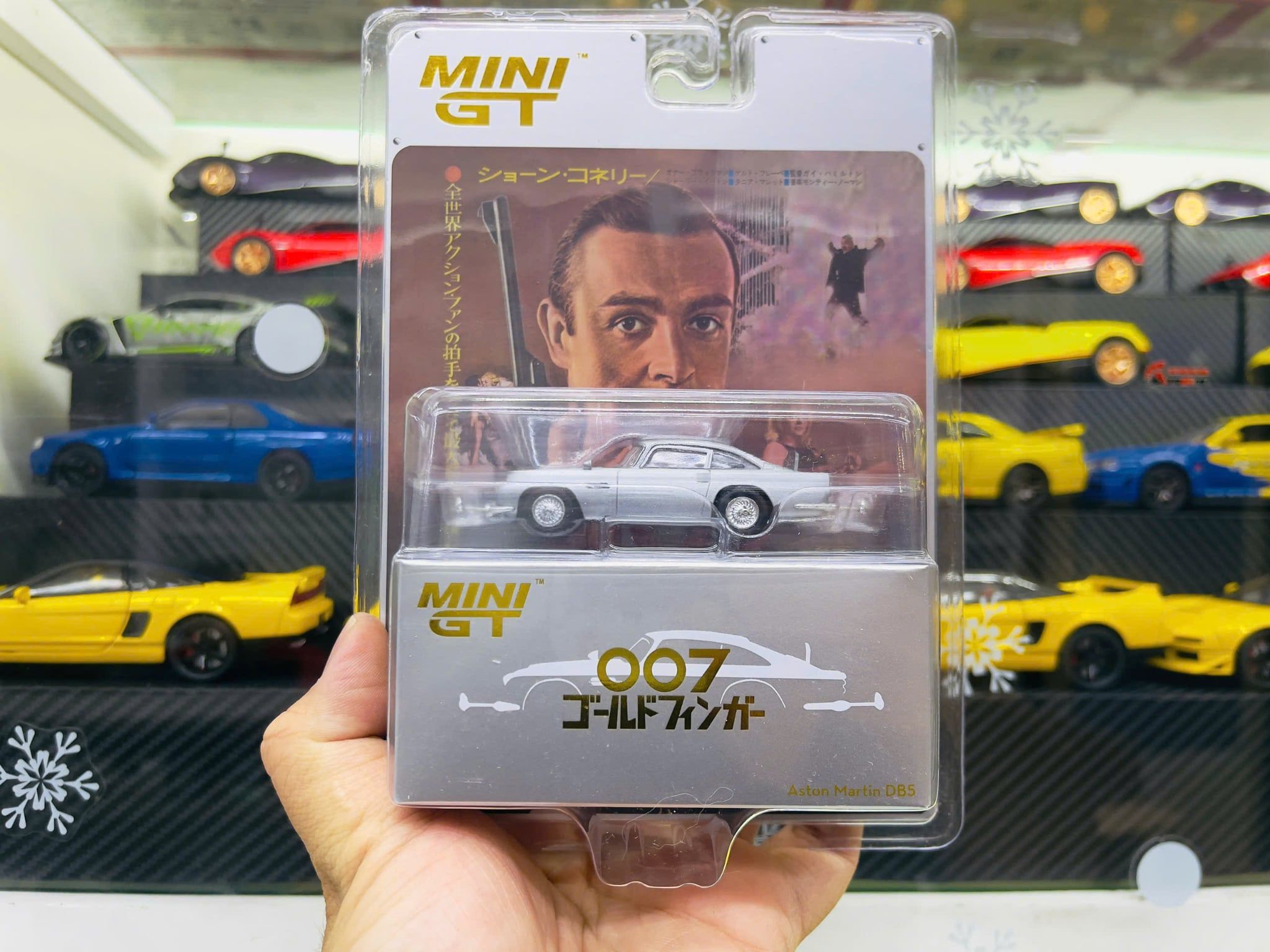  Mô hình xe Aston Martin DB5 007 tỉ lệ 1:64 MINIGT MGT00900-007J 