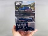  Mô hình xe BMW i7 xDrive60 Tanzanite Blue Metallic card tỉ lệ 1:64 MiniGT MGT01111 Have Chase 