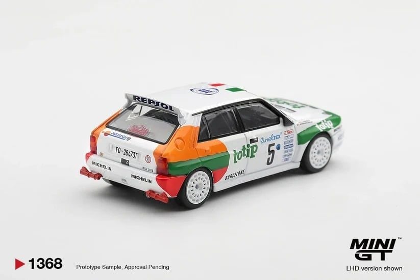  Mô hình xe Lancia Delta HF Integrale Evoluzione #5 1993 Rallye Monte-Carlo bản box tỉ lệ 1:64 MiniGT MGT01368 