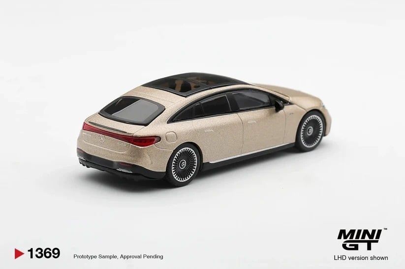  Mô hình xe Mercedes-AMG EQS 53 Gold bản card tỉ lệ 1:64 MiniGT MGT01369 