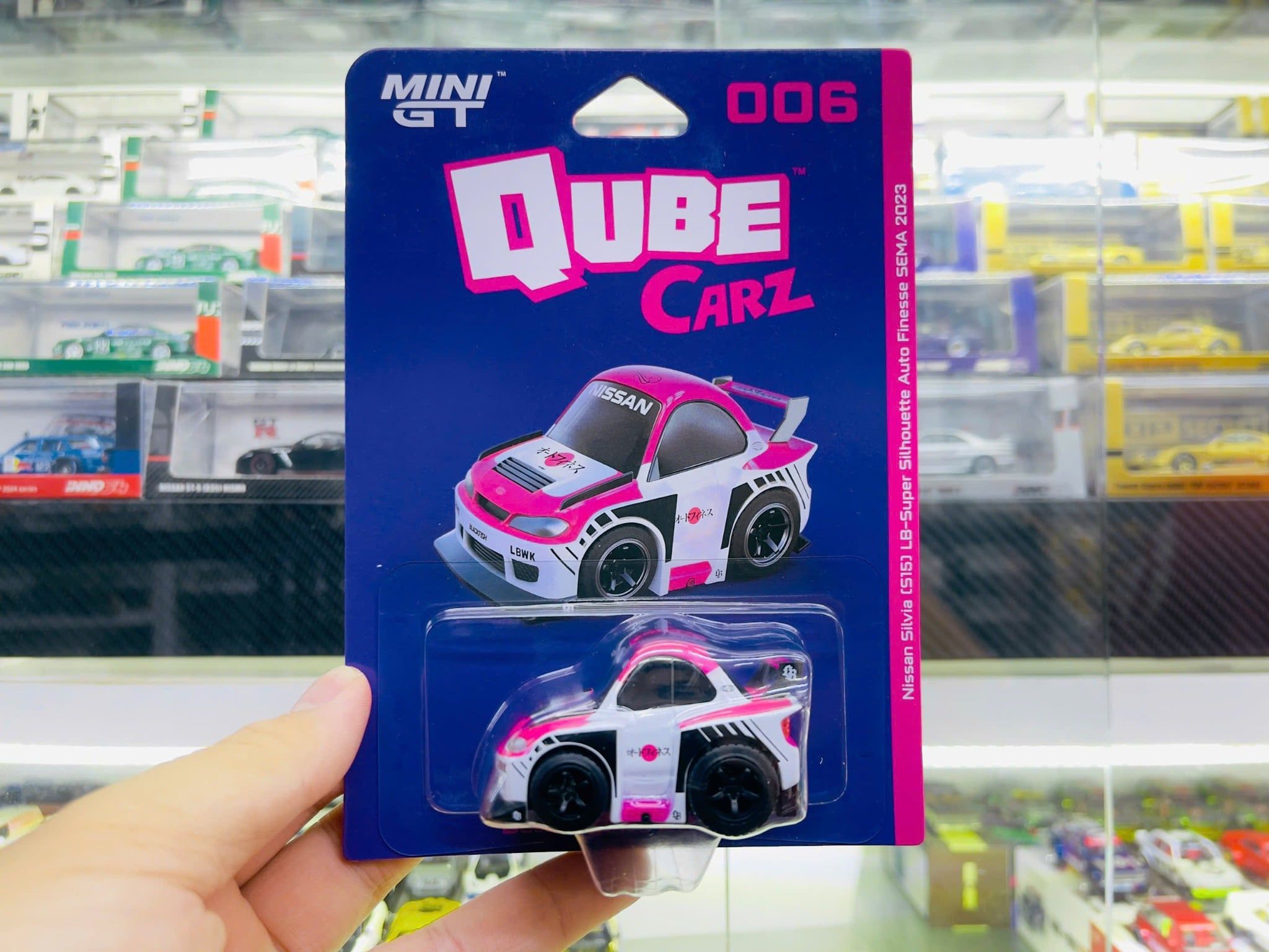  Mô hình xe Nissan LB-Supper Silhouette S15 Silvia Auto Fitnesse SEMA 2023 MiniGT - QubeCarz MGTQC006 