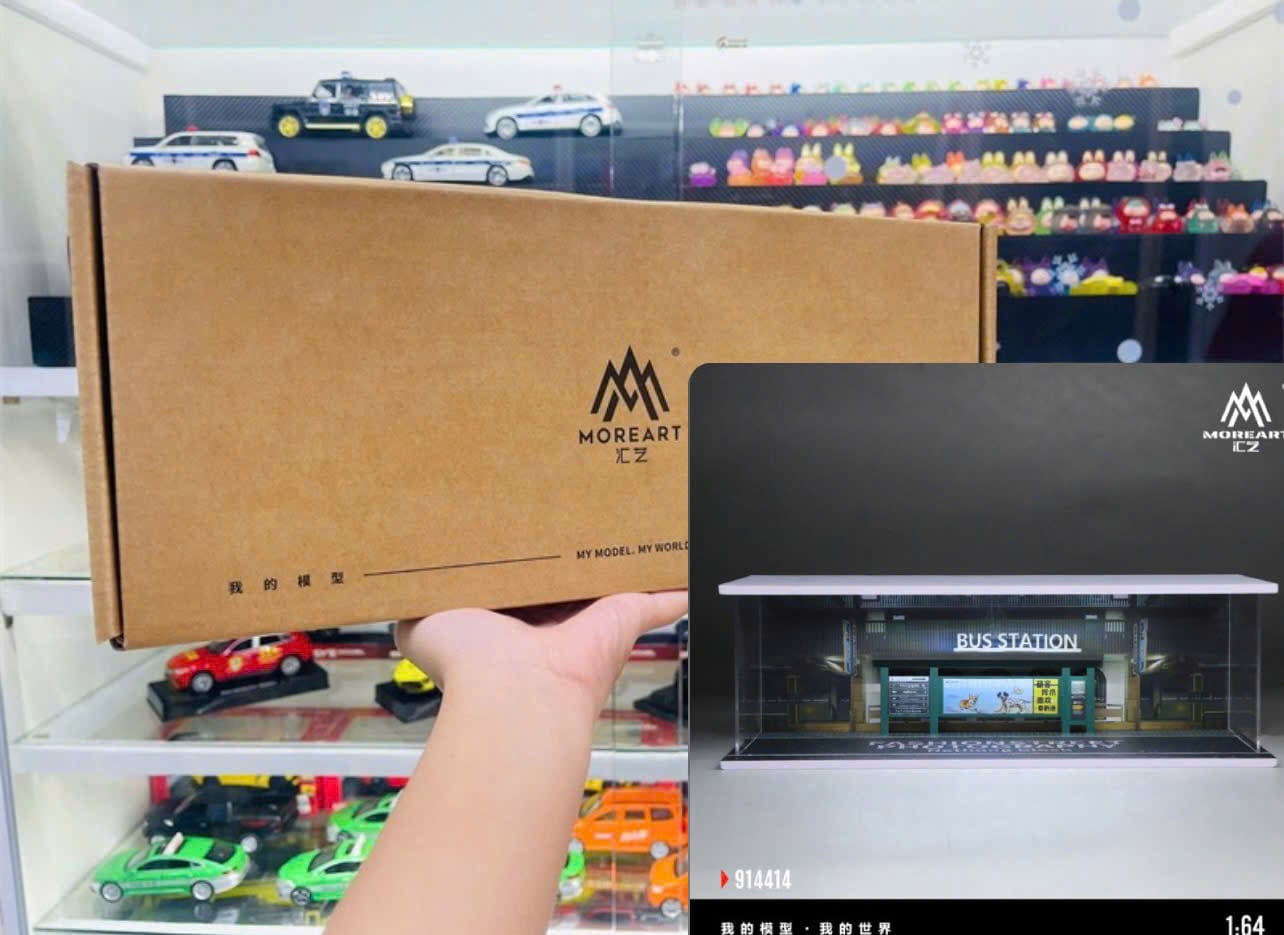  Hộp trưng bày mô phỏng trạm xe buýt Bus station tỉ lệ 1:64 MoreArt MO914414 