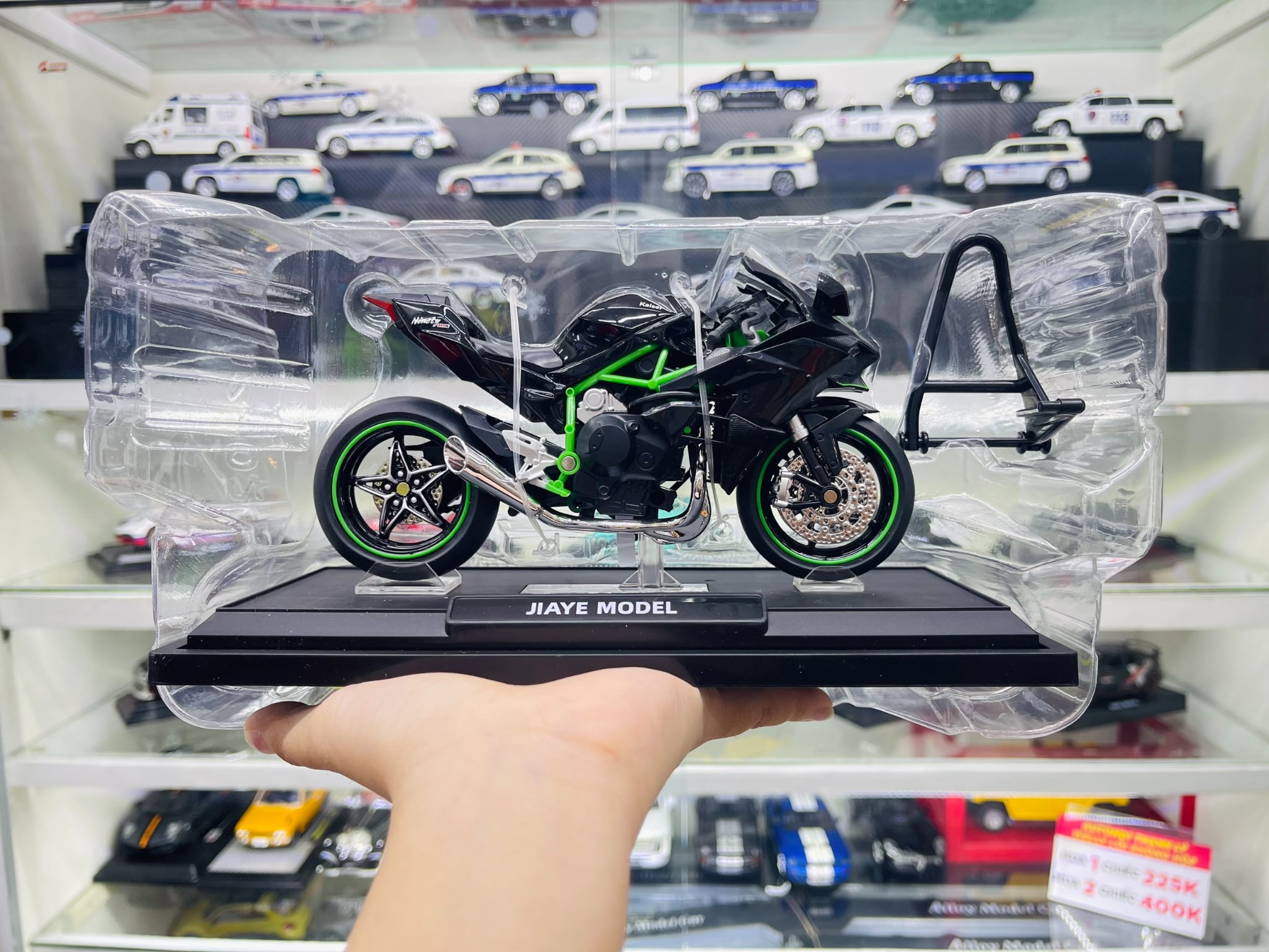 Mô hình xe Kawasaki H2R có đế có ben nâng 1:12 Jiaye Model MT042 