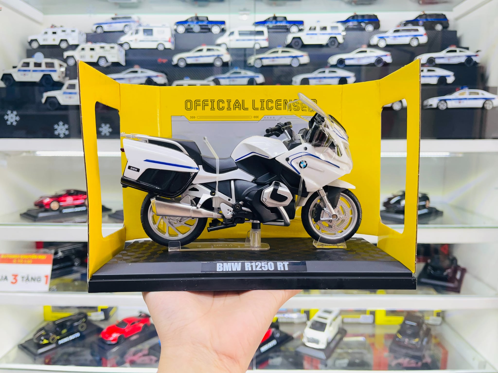  Mô hình xe Bmw R1250RT-P police tỉ lệ 1:12 CCA MT095 