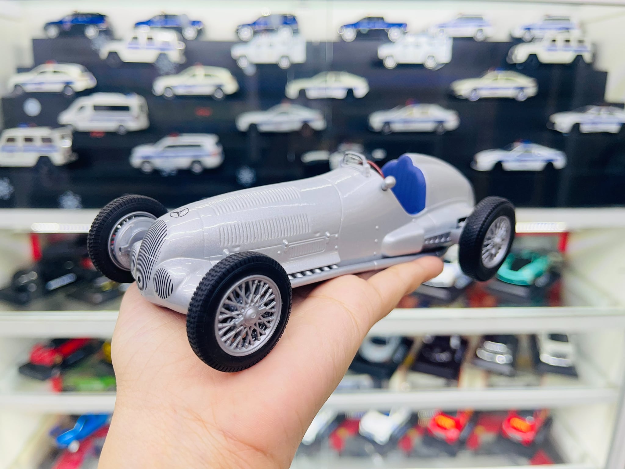  Mô hình xe cổ Mercedes Benz W125 1937 1:24 Welly OT056 