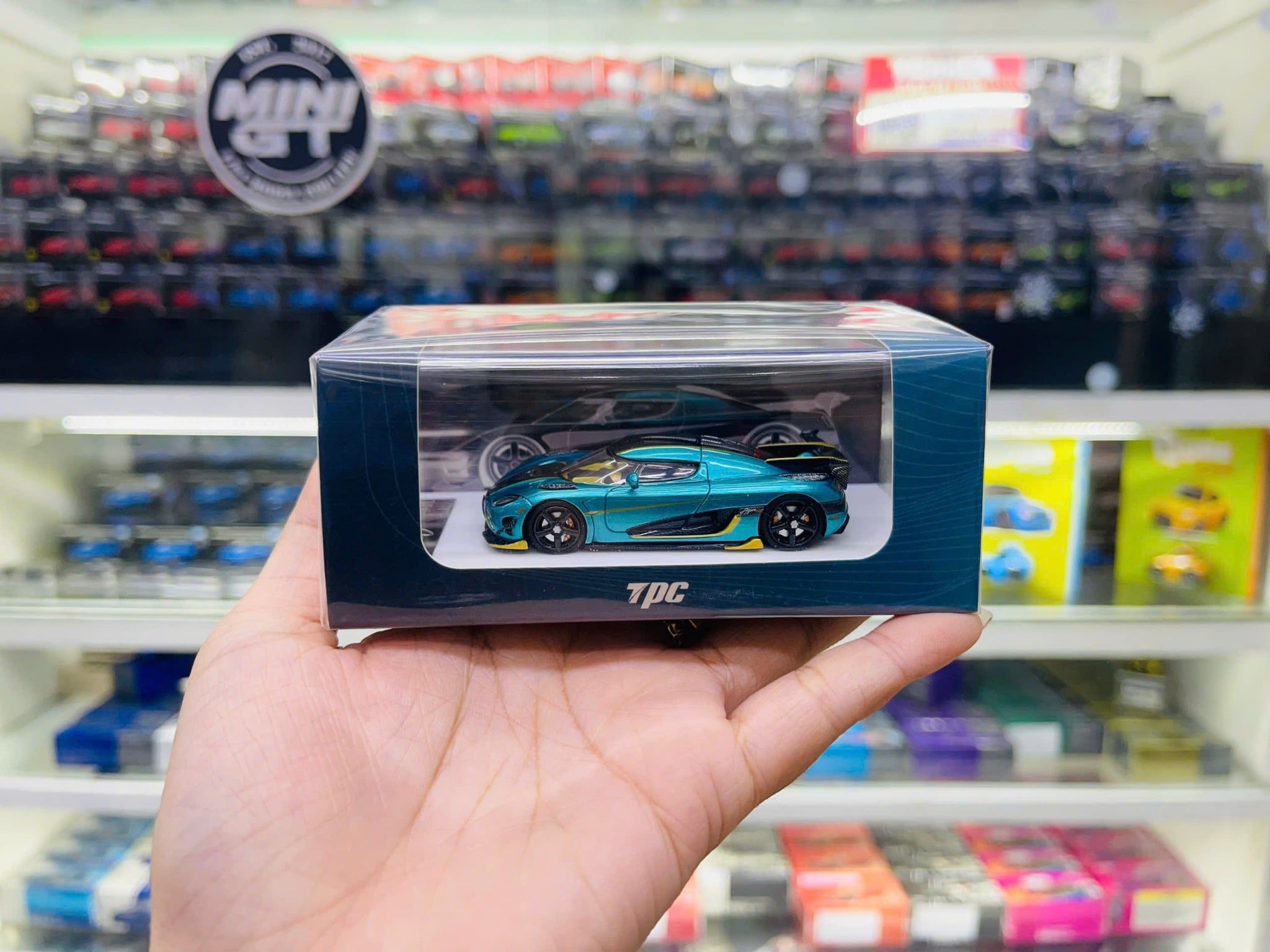  Mô hình xe Koenigsegg Agera RS tỉ lệ 1:64 TPC Model OT64605 