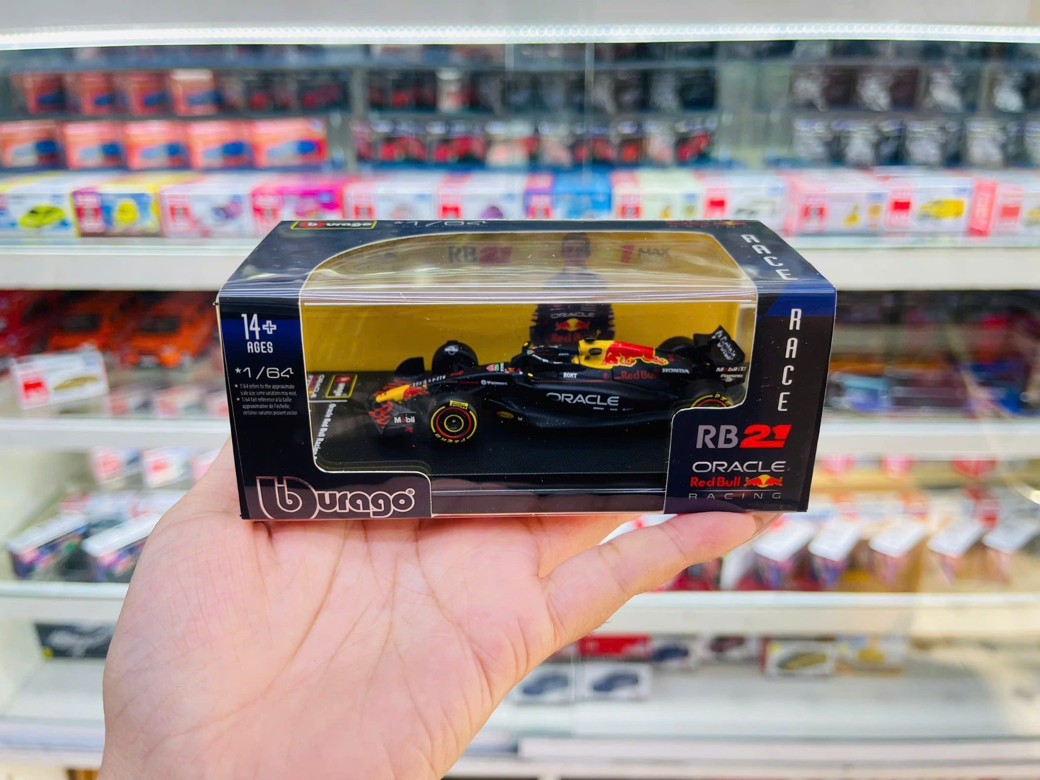  Mô hình xe đua F1 Formula 1 Oracle Red Bull Racing RB21 hộp mica tỉ lệ 1:64 Bburago OT64804 