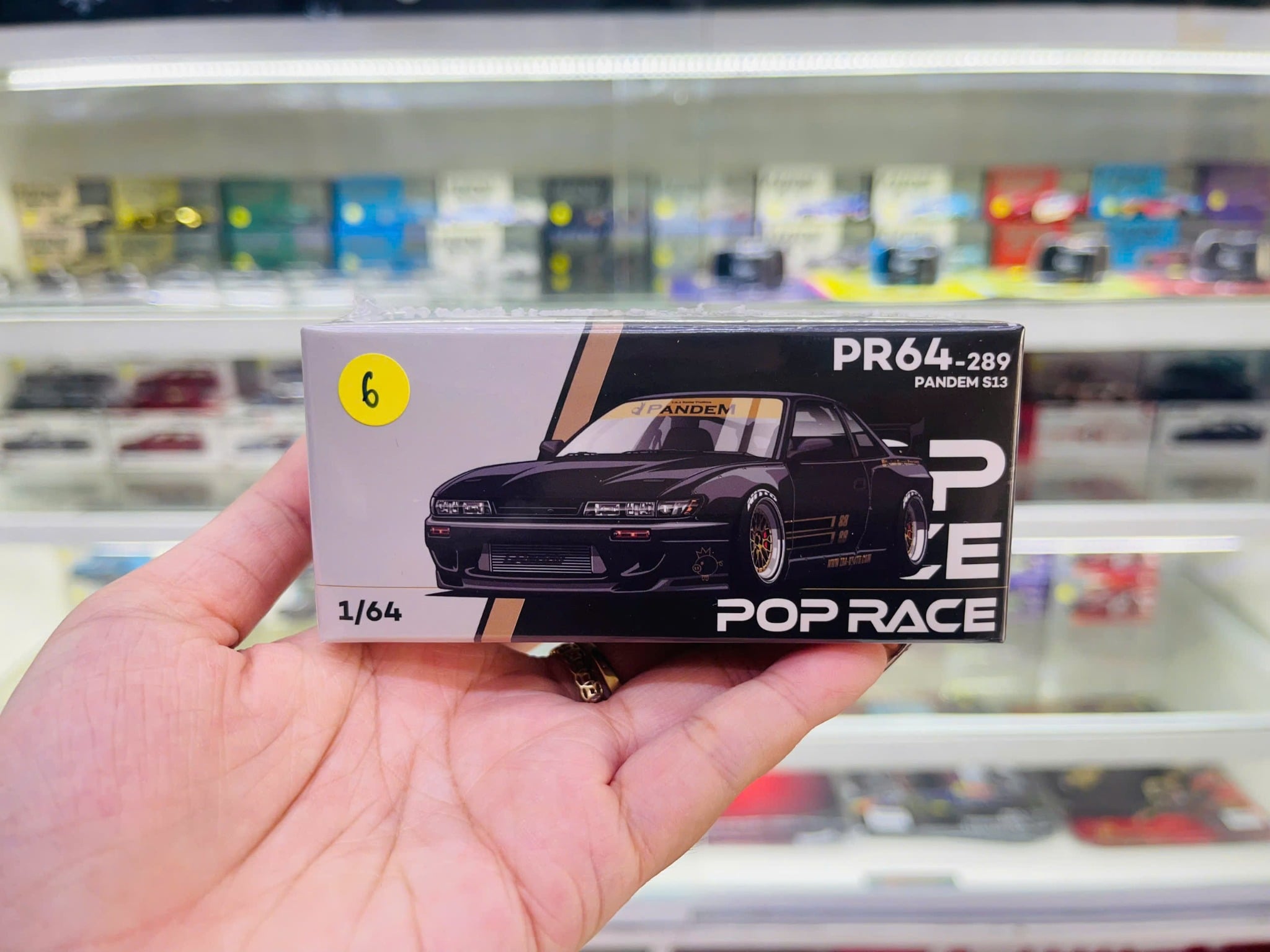  Mô hình xe Nissan Silvia S13 Pandem black tỉ lệ 1:64 Poprace PR640289 