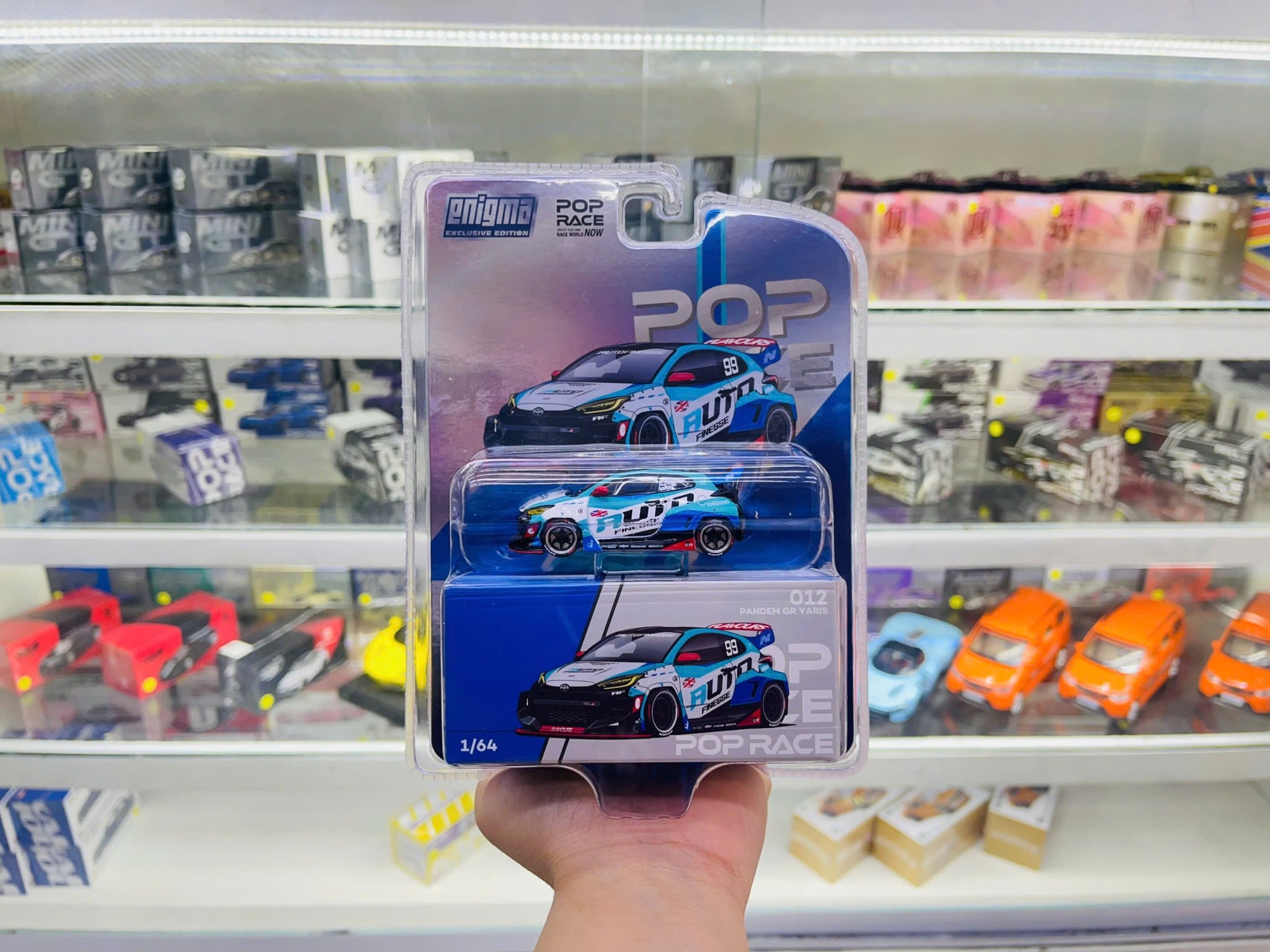  Mô hình xe PANDEM GR YARIS - AUTO FINESSE tỉ lệ 1:64 PopRace x Enigma PRE012 