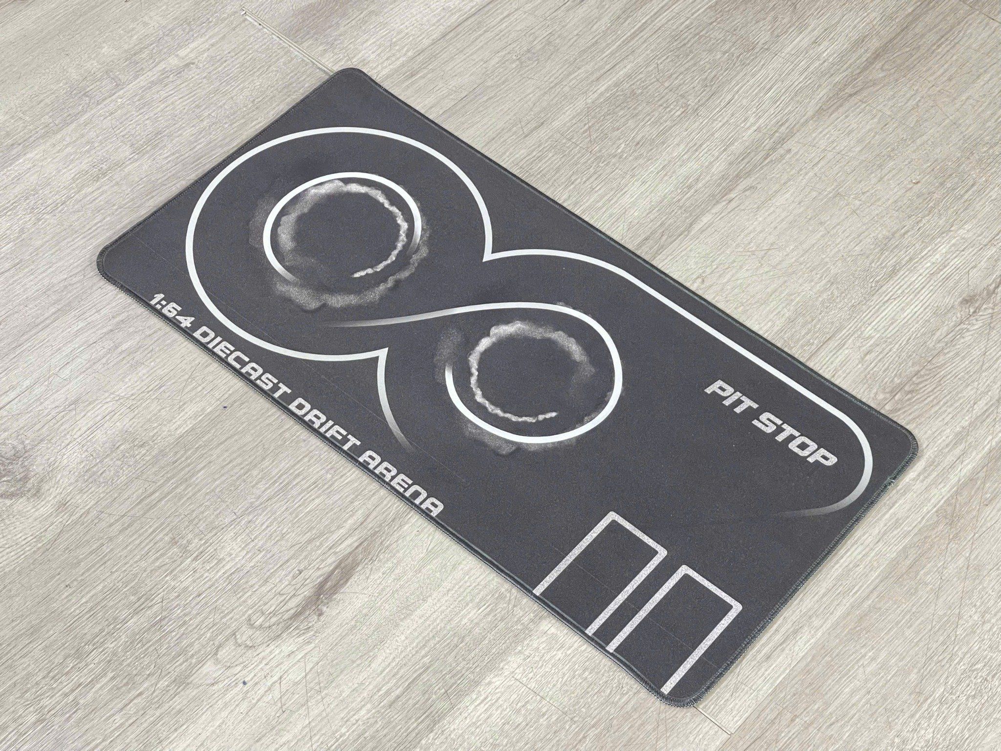  Phụ kiện thảm sa bàn chống trượt mô phỏng diorama đường đua PIT RACE nhiều kích thước 60x30 cho mô hình xe 1:64 Autono1 PT004 