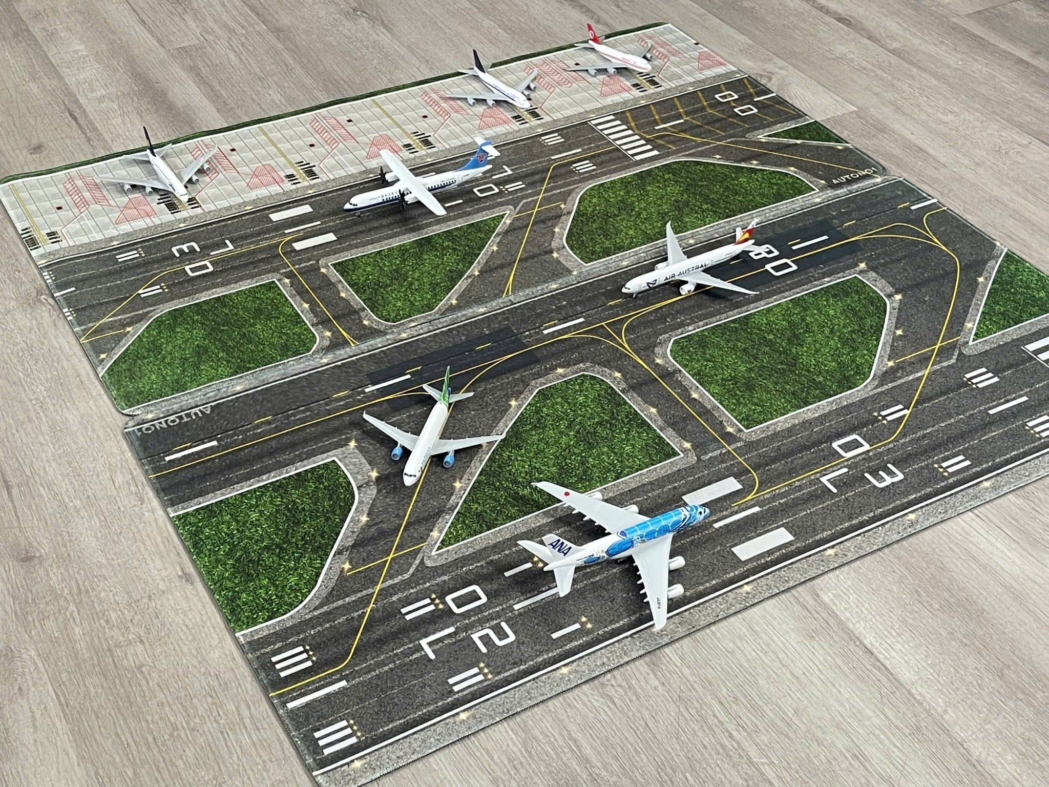  Phụ kiện thảm sa bàn chống trượt mô phỏng bãi đáp, đường băng lớn nhiều kích thước 3mm cho mô hình máy bay Autono1 PT005 